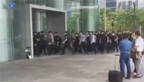 50亿！35万人被套！福建又一知名平台爆雷！老板在厦门豪宅、多家公司……你血汗钱被坑了吗？