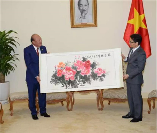 越南国家副总理会见天狮集团董事长李金元先生