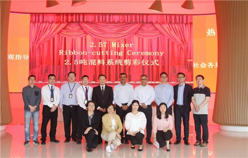 全球制药巨头GSK与隆力奇深度合作高端牙膏生产