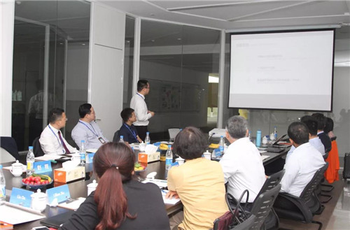 全球制药巨头GSK与隆力奇深度合作高端牙膏生产