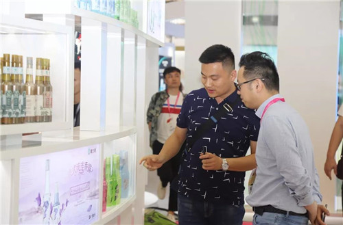 隆力奇：美博会是中国日化届交流的平台