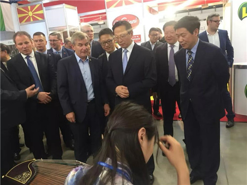 龙润茶出席第22届波罗的海农业和食品展及16+1经贸论坛