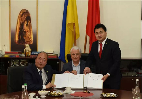 乌克兰第一任总统： “天狮集团是乌克兰经济发展的重要伙伴”