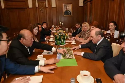 天狮天元大学与乌克兰著名高校签订战略合作备忘录