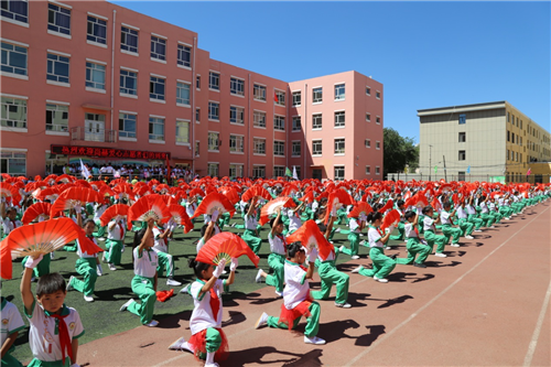 尚赫的阳光与希望——用心讲述“让爱传出去”的故事