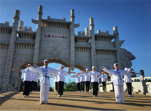 金士力大健康中国行——大健康健步行走进海南