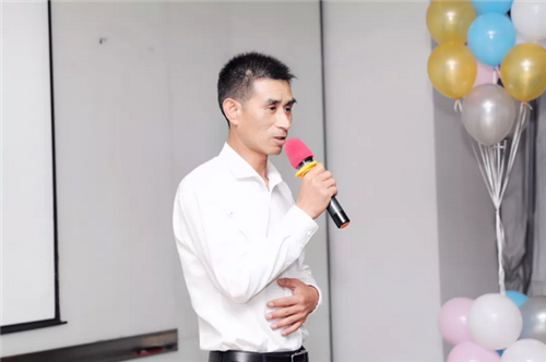 绿叶首届“感动绿叶最美人物”总决赛动情举行