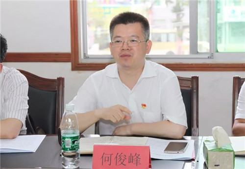 绿之韵董事长胡国安陪同中共益阳市委常委、组织部长何俊峰一行赴安化调研产业扶贫