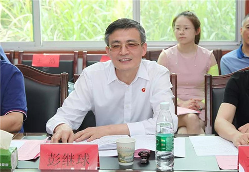 绿之韵董事长胡国安陪同中共益阳市委常委、组织部长何俊峰一行赴安化调研产业扶贫