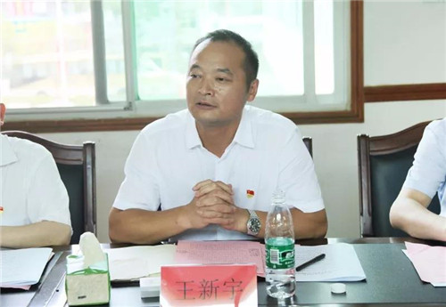 绿之韵董事长胡国安陪同中共益阳市委常委、组织部长何俊峰一行赴安化调研产业扶贫