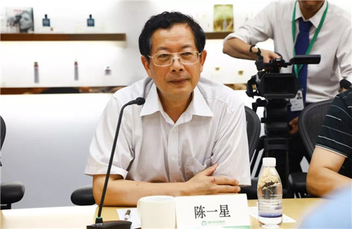 苏州大学党委常委陈一星一行莅临苏州绿叶探讨绿叶大学合作共建事宜