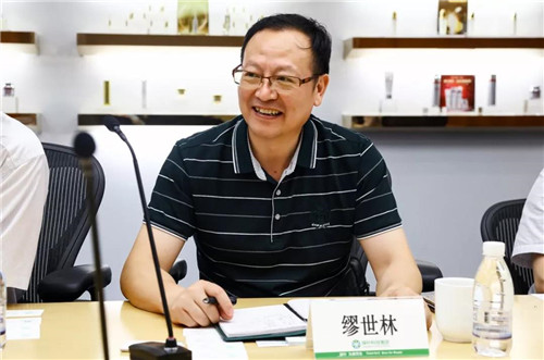 苏州大学党委常委陈一星一行莅临苏州绿叶探讨绿叶大学合作共建事宜