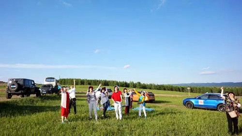 新时代国珍健康生活馆馆长专属自驾之旅举行