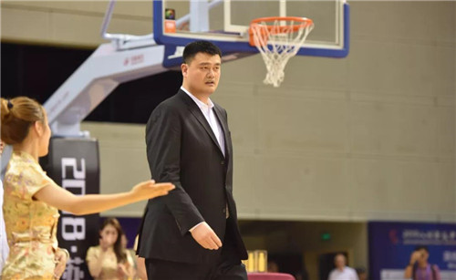 隆力奇倾情助力2018八国男篮争霸赛ོོ