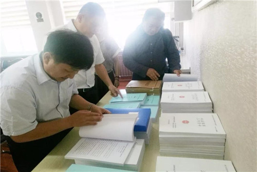 全国企业民主管理调研检查组莅临金诃藏药指导工作