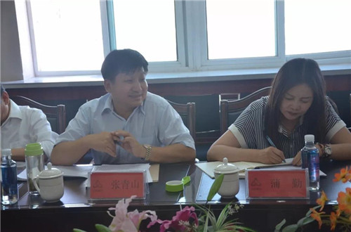 全国企业民主管理调研检查组莅临金诃藏药指导工作