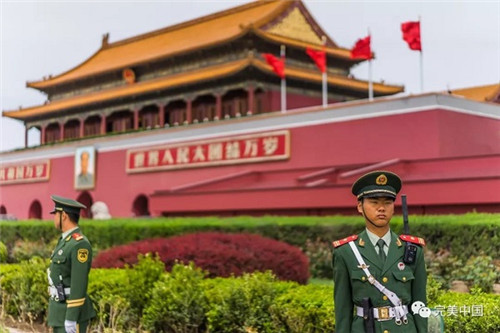 完美：向英雄致敬