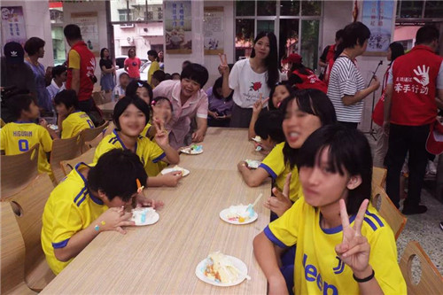 “牵手行动 走进湛江”,圣原爱心公益行