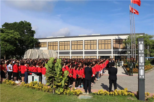 金科伟业(中国)有限公司隆重举行升旗仪式庆祝建军91周年