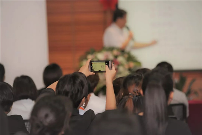 02.webp.jpg 02.webp.jpg