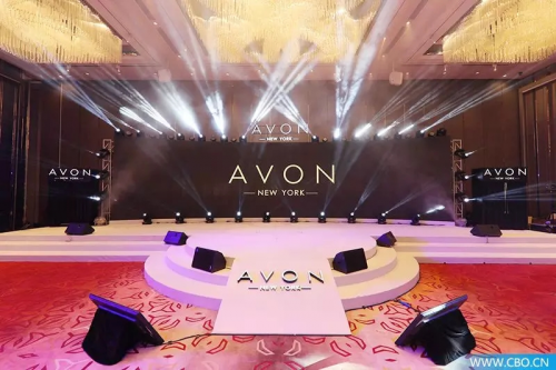 携邓伦力推小黑裙系列,雅芳2018营销之战即将打响?