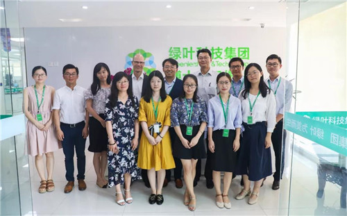 德国赢创全球研发副总裁来访绿叶上海张江博士后工作站共研新科技