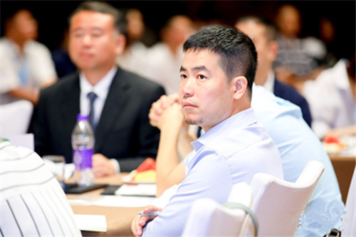 三生（中国）荣膺“年度社会责任贡献奖”殊荣