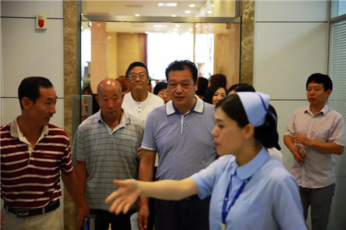 康婷·温暖传递——为天津市西青区王稳庄镇大侯庄村困难群体提供免费体检