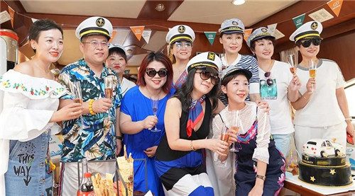 一路“艇”进！2018尚赫寰宇王者盛宴