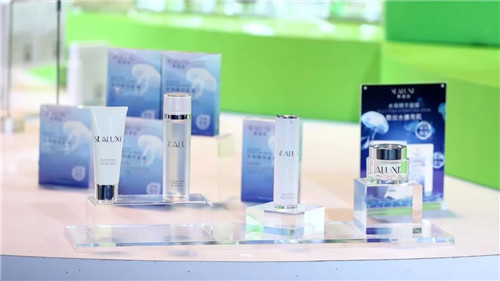 著名经济学家郎咸平助阵绿叶深圳高峰论坛