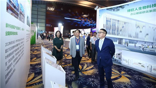 著名经济学家郎咸平助阵绿叶深圳高峰论坛