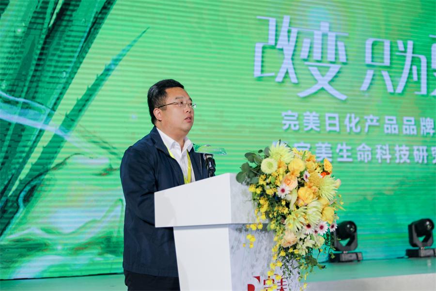 1541733396871739.jpg 2中山市石岐区党工委副书记、区办事处主任肖建军讲话.JPG