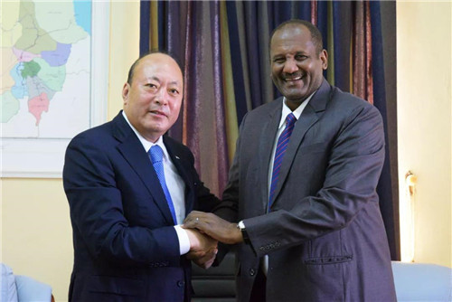 苏丹共和国总统助理接见天狮集团董事长李金元