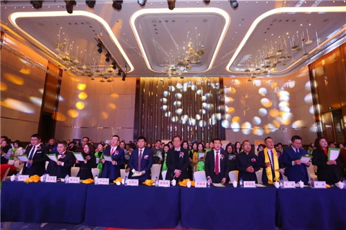 敬初心创未来暨宇航商城2018年终总结表彰大会盛大开幕