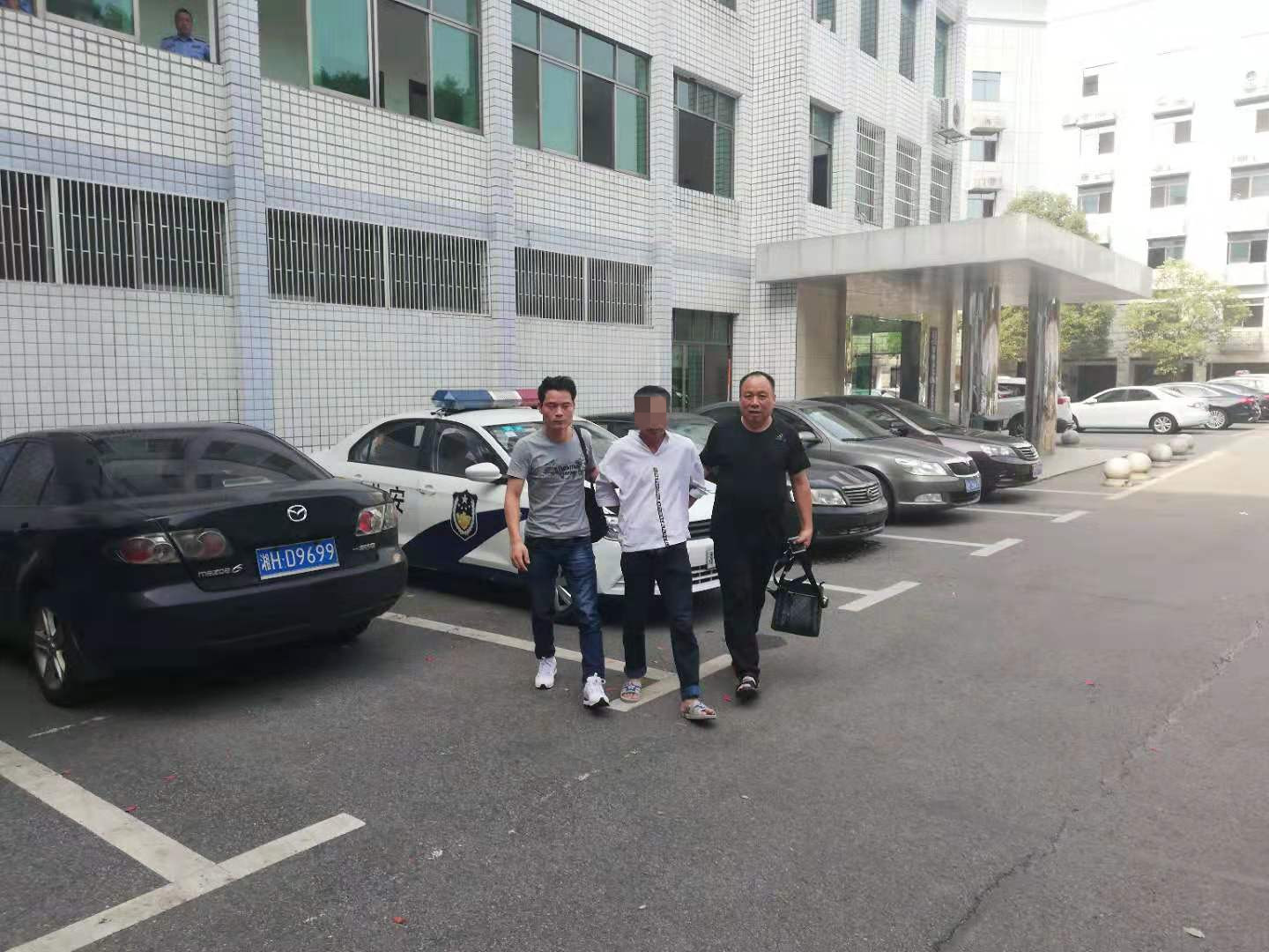 伪造公司印章诈骗71万元潜逃7年终落网