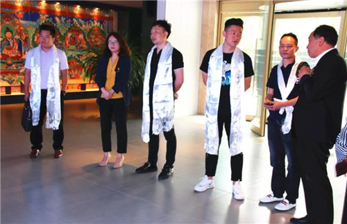 江西仁和药业有限公司总经理邹小清一行莅临金诃藏药参观考察