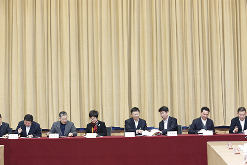 三生（中国）对口帮扶捐赠100万签约仪式在宁波市行政会议中心举行