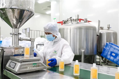 绿叶徐建成第五次调动抗疫物资，助力家乡战“疫”