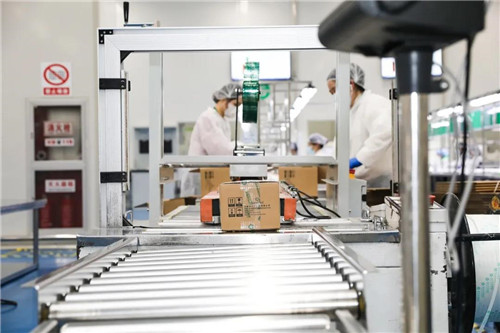 绿叶徐建成第五次调动抗疫物资，助力家乡战“疫”