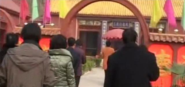 以“双修”为名骗奸女信徒，疯狂敛财近千万！又一邪教组织被打掉，教首被判19年！