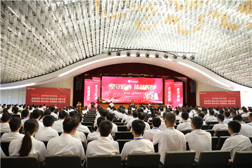 隆力奇35年民族情怀助力精准扶贫 捐赠抗疫物资展示大国外交风采